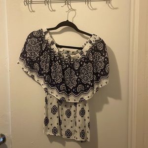 Off shoulder lumiere top